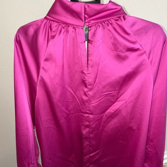 Impressions Vibrant Pink Blouse - Picture 4 of 8